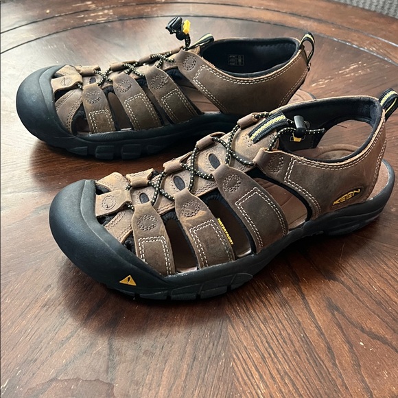 Keen Men’s Waterproof Leather Sandals main image 6